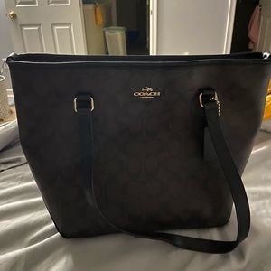 Coach purse - used but great condition